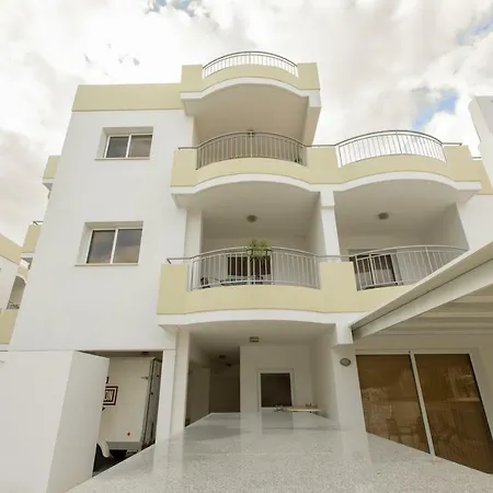 Oceania Bay Village Pyla