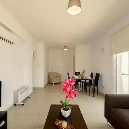 Oceania Bay Village Aparthotel Pyla