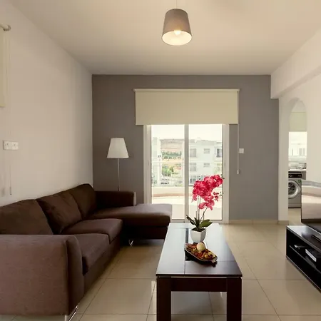 Oceania Bay Village Aparthotel Pyla