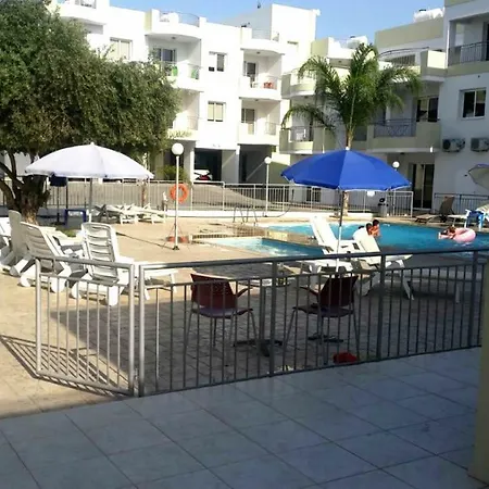 Oceania Bay Village Lägenhetshotell *