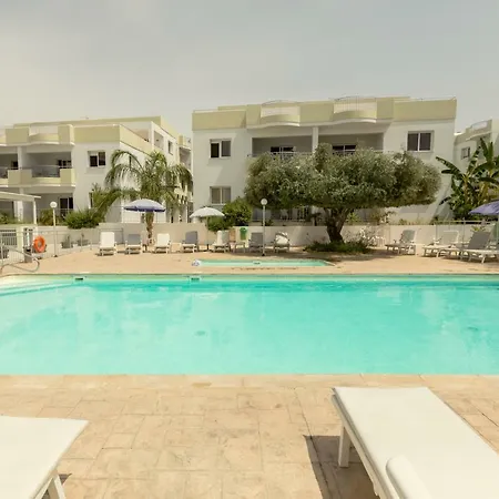 Oceania Bay Village 4* Pyla