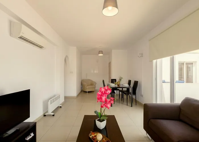 Oceania Bay Village Aparthotel Pyla