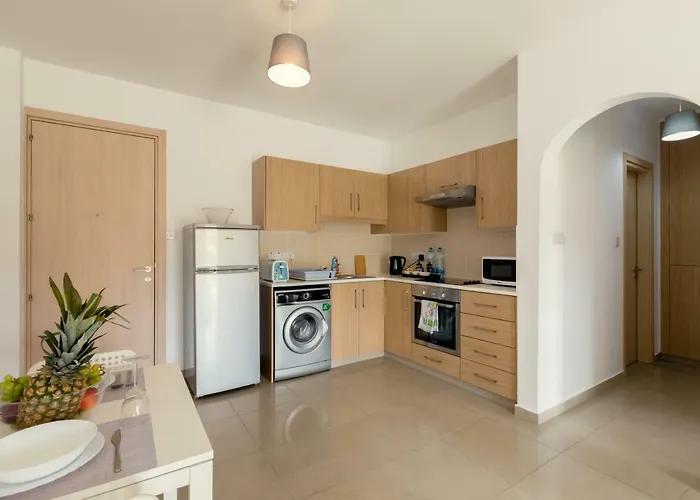 Aparthotel Oceania Bay Village 4*